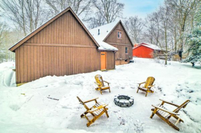 Holland Home with Fire Pit - Walk to Lake!